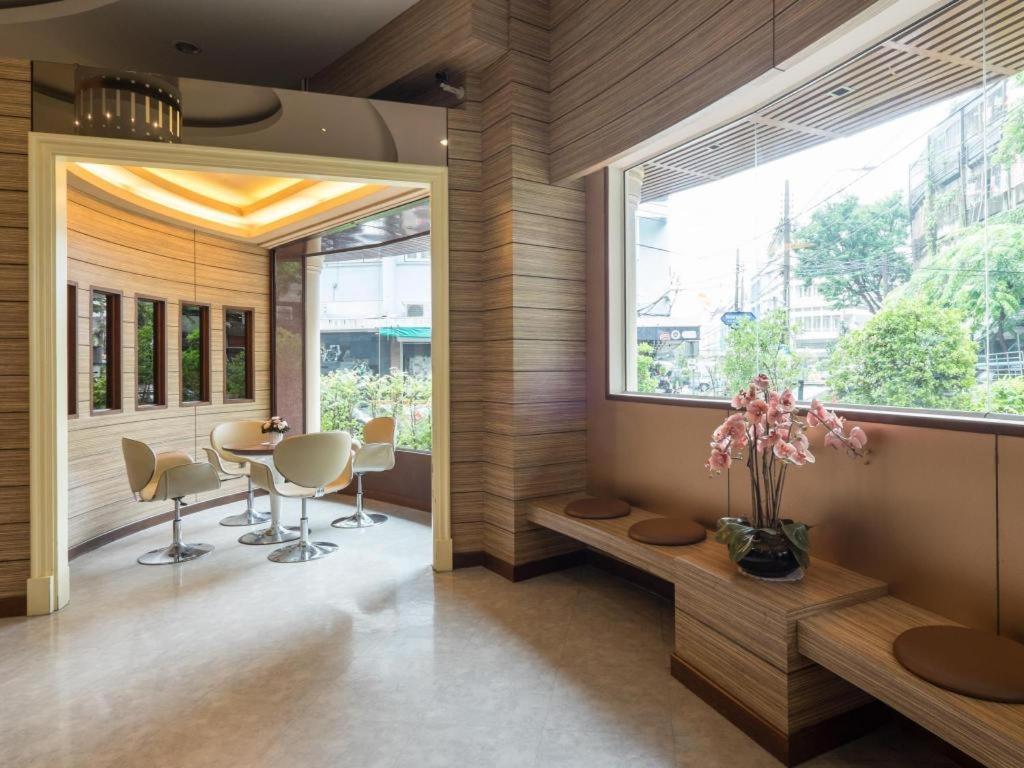 New Suanmali Hotel Банкок Екстериор снимка
