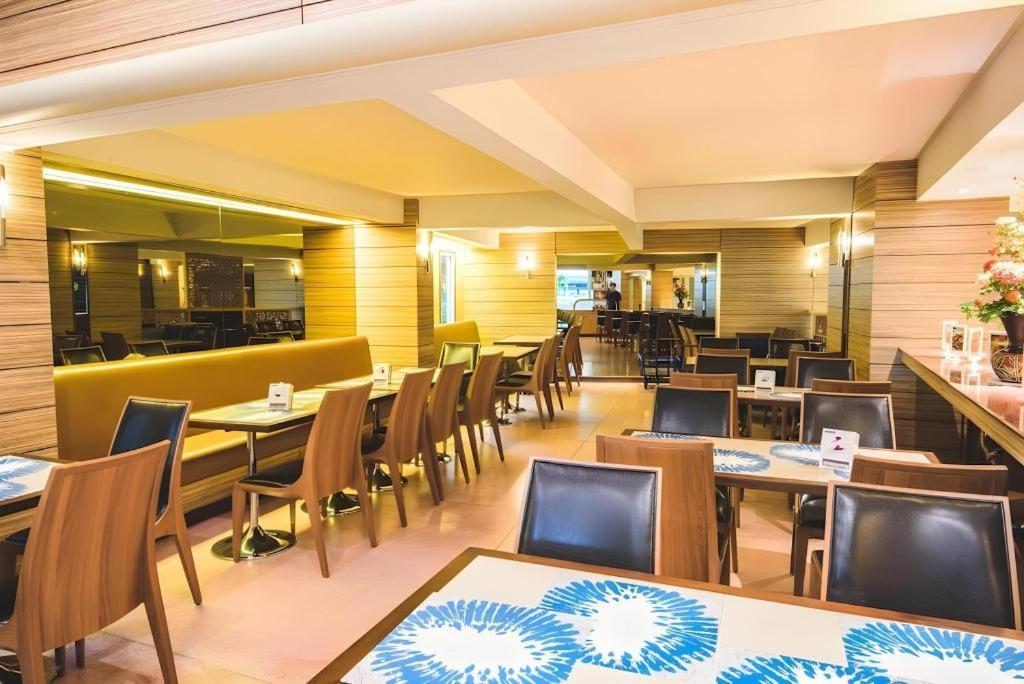 New Suanmali Hotel Банкок Екстериор снимка