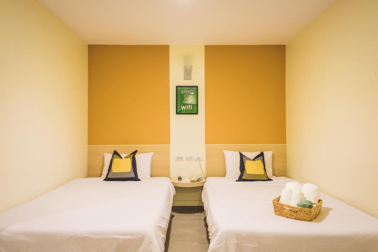 New Suanmali Hotel Банкок Екстериор снимка